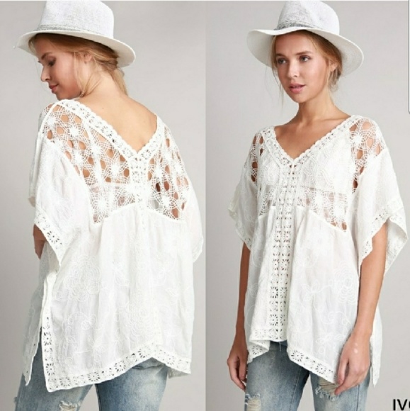 5/$30 BOHO Chic Embroidered Crochet Top - Picture 6 of 6